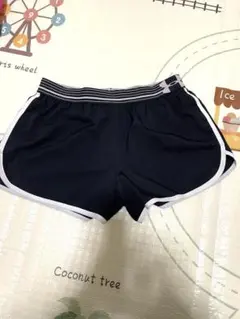 Under Armour ショートパンツ　ブラック