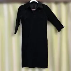 黒のコーディロイひざ丈ワンピース