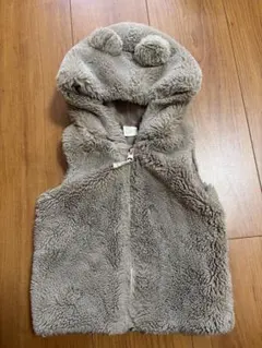 超可愛い‼️H&Mフリースベスト 80cm モカ　フード付き