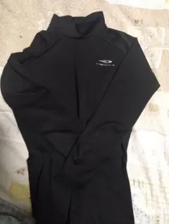 TIGORA ブラック アンダーシャツ サイズ140