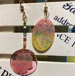 No.97恐竜ピアス