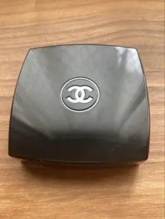 CHANELレキャトルオンブル 328 ブラーリーモーブ