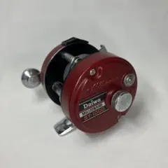 Daiwa Millionaire ST-1000 ベイトリール 赤 - メルカリ