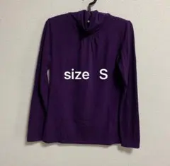 レディース　長袖　タートルネック　Sサイズ