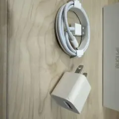 新品未使用iPhone Lightningケーブルと充電器セット