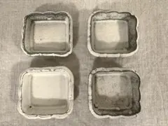 【未使用】小谷田潤　もこもこ四角豆皿　4個セットのサムネイル
