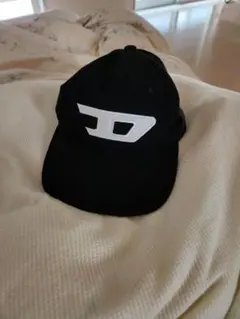 DIESEL ブラック メタルロゴ　Dロゴ　キャップ DIESEL (ディーゼル) オーバルDロゴ メタルプレート キャップ