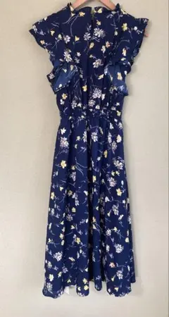 新品　GRL ネイビー花柄半袖フレアワンピース M