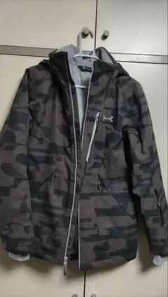 極美品 Under Armour スノーウェア