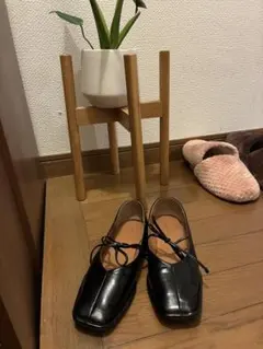 ブラックレザー フラットシューズ スクエアトゥ