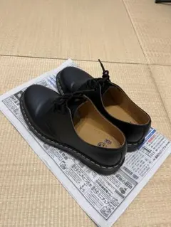 Dr.Martens 3ホール UK8 / EU42 黒 1回のみ着用 美品