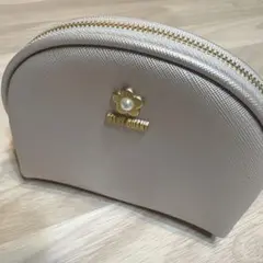 MARY QUANT サフィアーノパール ラウンドポーチ（パールベージュ）