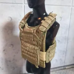 治*隊様 CONDOR Vanquish RS Plate Carrier コヨ - メルカリ