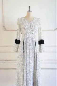 2026年最新】lace-trimmed pin dot dressの人気アイテム - メルカリ