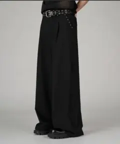 【ANDER HUNK】　Studs Design Baggy Slacks