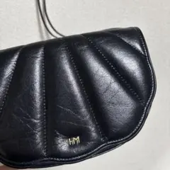 ハナエモリ ブラック ショルダーバッグ 革製