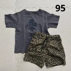グローバルワーク　ミッキーマウス Tシャツとヒョウ柄ショートパンツセットのサムネイル