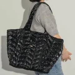 NEUNA キルティング マルチ マザーズバッグのサムネイル