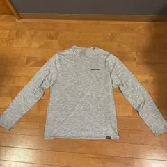 【美品】パタゴニア キャプリーンクールデイリーXS グレー水陸両用