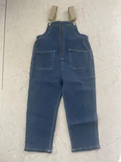 Item thumbnail for item 5893b0b7-4c05-438d-817c-3da4e3259b0d