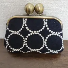 Item thumbnail for item f6c1b870-7fcb-48ef-b017-7b0763ec278d