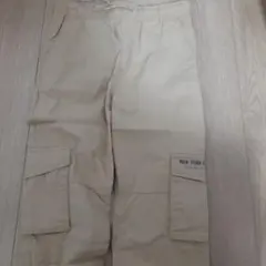 H&M キッズ　カーゴパンツ ベージュ 140