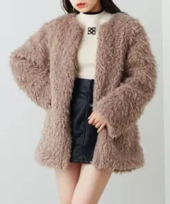 chico 袖取り外しノーカラーファーコート