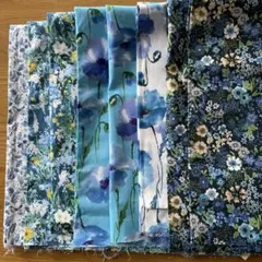 ブルー系　花柄綿生地　8枚セット