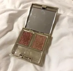 Item thumbnail for item 0dad4120-5374-477f-8320-0c167d033e6c