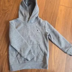 JORDAN キッズ裏起毛 長袖パーカー グレー