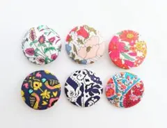 お買い得♡お揃い リバティと小花刺繍 くるみボタン ヘアゴム 3個