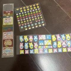カラフルキャラクターシール 20枚入り - メルカリ
