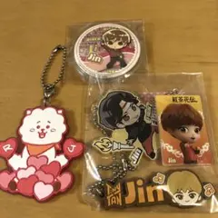 BTS bt21グッズ　Jin缶バッチ　RJハート付きキーホルダー　未使用品5点