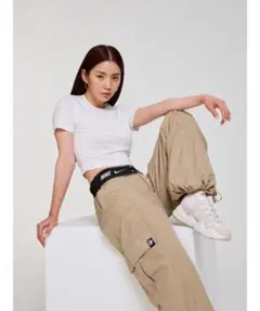S 新品 ナイキ Tシャツ ピチT y2k 半袖 クロップド ショートスリーブのサムネイル
