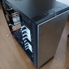 Fractal Design PCケース 本体のサムネイル
