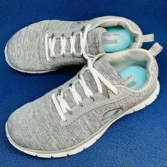 【スケッチャーズ】 24.5㌢　ライトウェイト　メモリーフォーム　超軽量　グレー