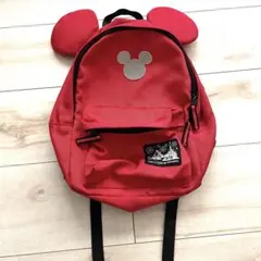 【Disney リゾート　ミッキーマウス　耳付き赤リュック】