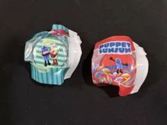 パペットスンスン ポップアップ 限定 スライドポーチ付缶バッジ 2種