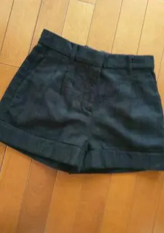 お値下げしました！【新品】GAP レディース ウールショートパンツ 0000