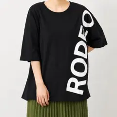 ロデオクラウンズワイドボウル新品タグ付き サイドロゴTシャツ ブラック 半袖のサムネイル