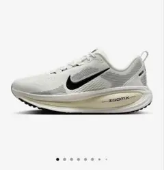 ナイキボメロ18 NIKE VOMERO 18
