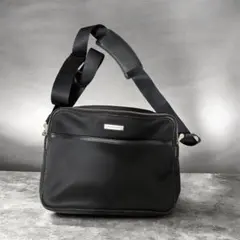 BURBERRY バーバリー ナイロン ショルダーバッグ 黒のサムネイル