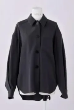 カレンソロジー 2025 AW ヴィンテージフェイクレザーコート - メルカリ