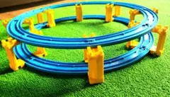 プラレール線路 6階立体タワーレイアウト - メルカリ