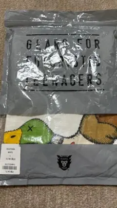 HUMAN MADE x KAWS Tシャツのサムネイル
