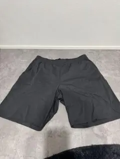 早い者勝ち美品綺麗UNIQLOウルトラストレッチアクティブショートパンツ黒M