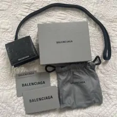 新品BALENCIAGA ネックAirPods イヤホンケース　アクセサリー