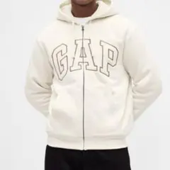 リラックスフィット GAPロゴ 裏ボア ジップアップパーカー L ベージュ