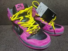 NIKE SB Dunk High QS ピンク ブラックのサムネイル
