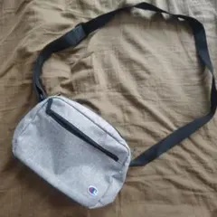 Champion グレー ショルダーバッグ